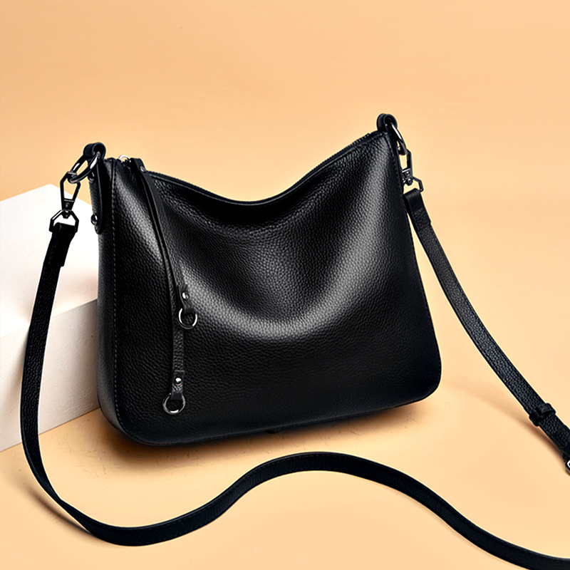 Tote Bag Women's Large Capacity Leather Messenger Bag - Image 4